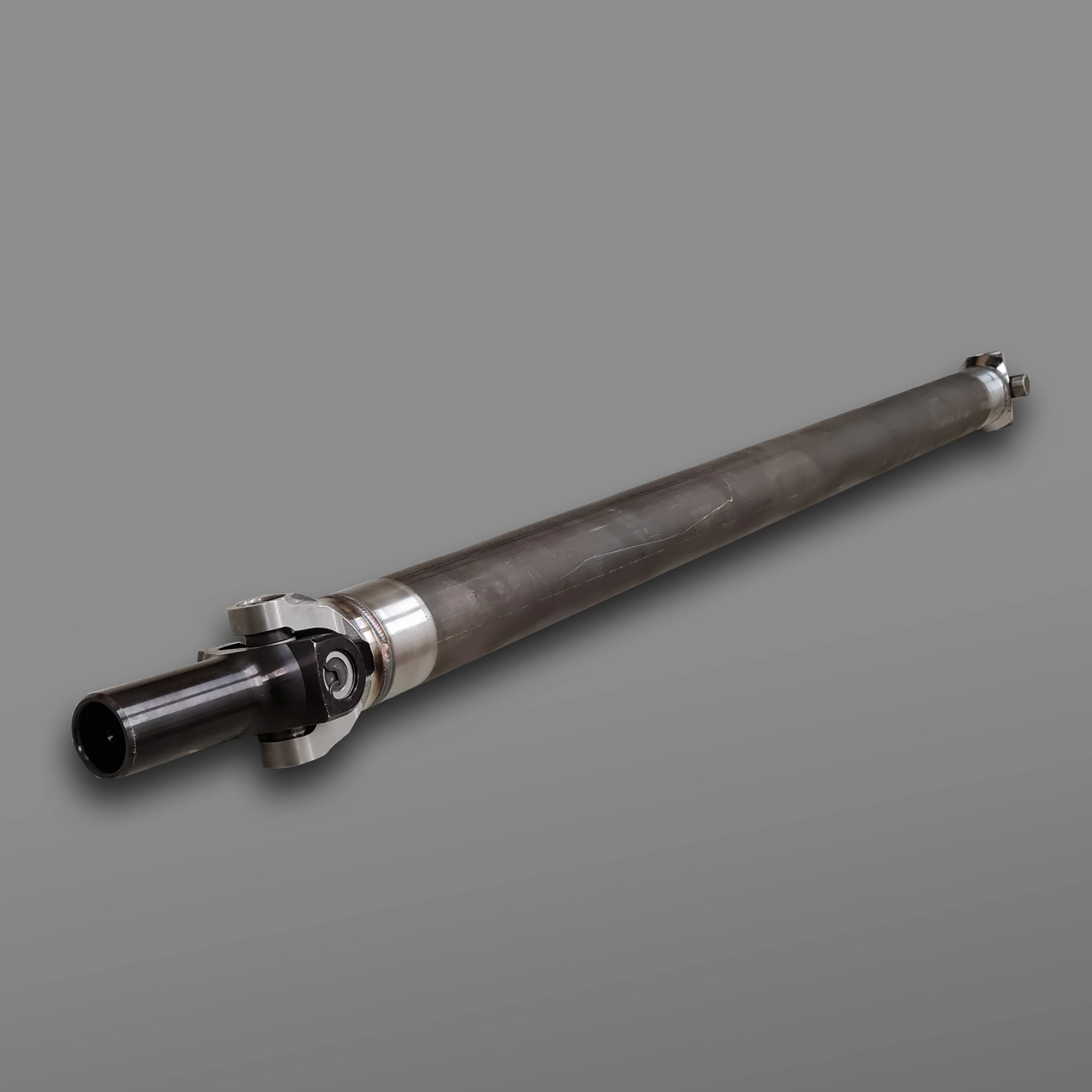 E90 Driveshaft With T10 Slip Yoke [Chromoly] - Image 2